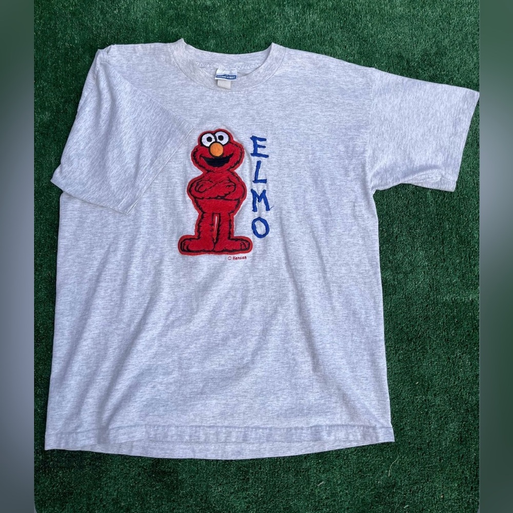 Sesame Street Gray T-Shirt with Red Elmo